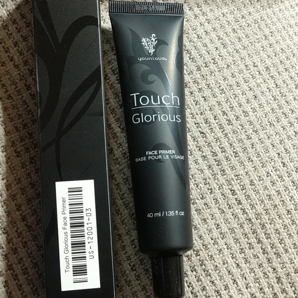 Younique Primer